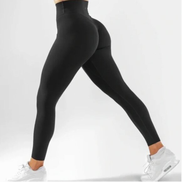 Black High-Waisted Leggings - Picture 1 of 5